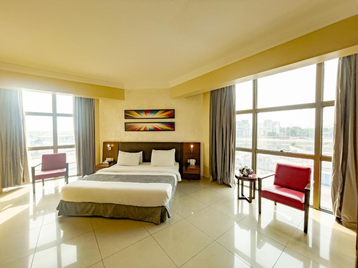 לגוס The Avenue Suites מראה חיצוני תמונה