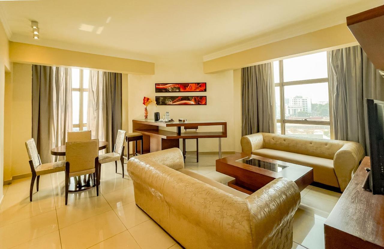 לגוס The Avenue Suites מראה חיצוני תמונה