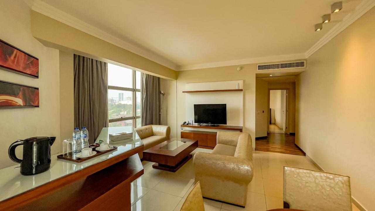 לגוס The Avenue Suites מראה חיצוני תמונה