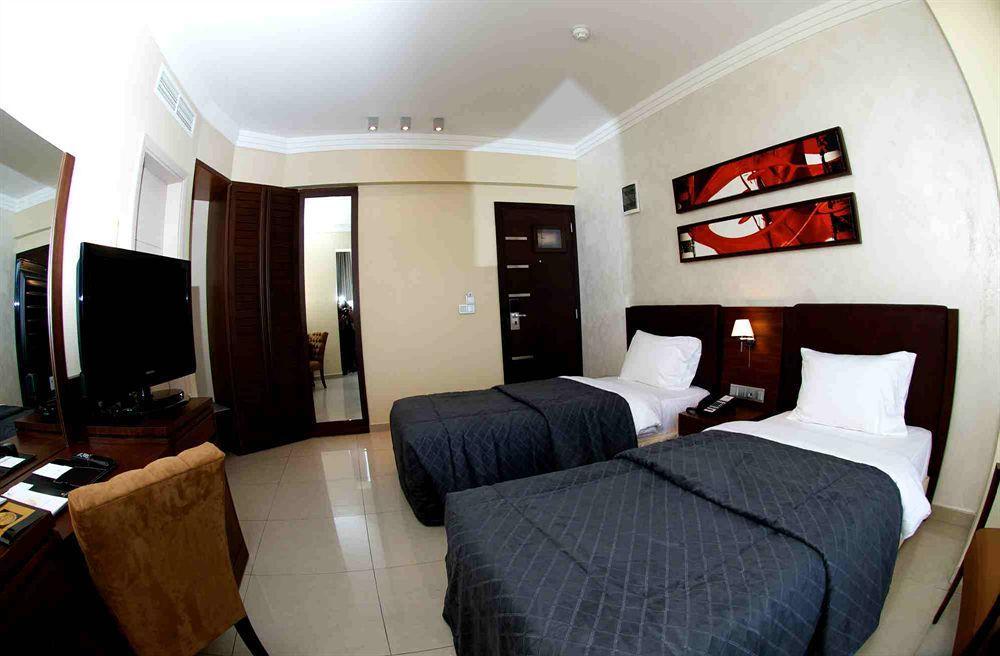 לגוס The Avenue Suites מראה חיצוני תמונה